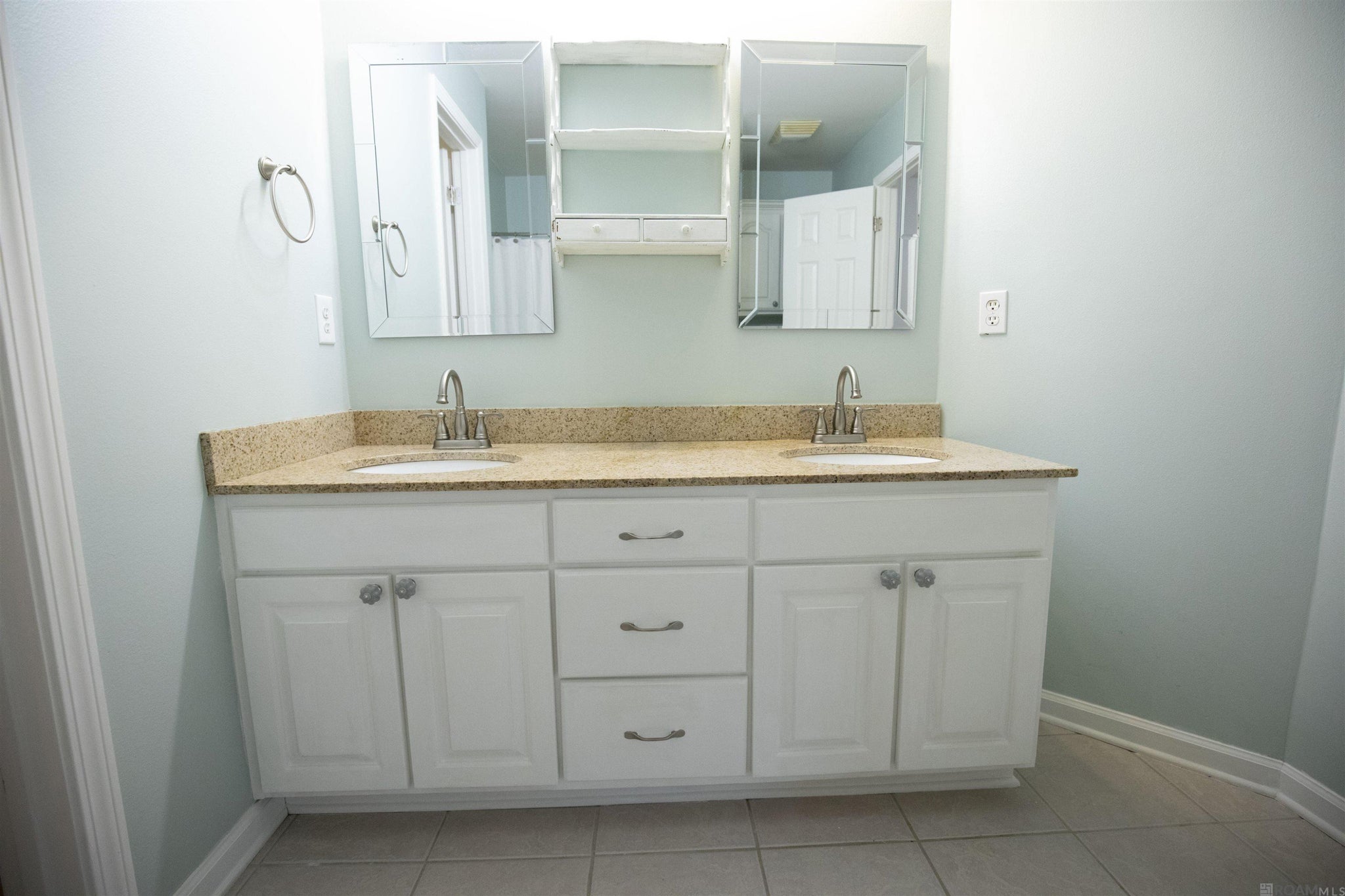 Image of 12501 HIDDEN RIDGE DR